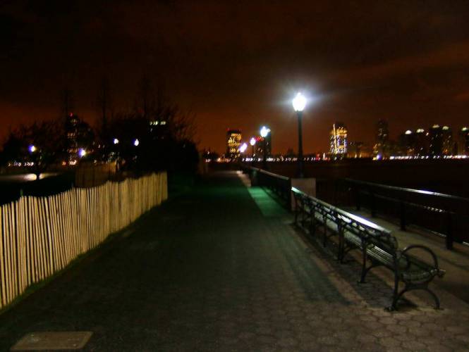 NYC_2006-12-13 04-38-14